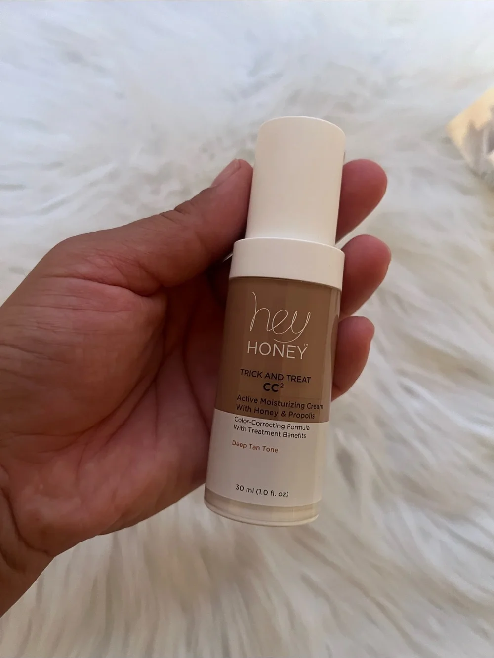 Hey Honey Trick and Treat CC2 Active Moisturizing Cream — Deep Tan